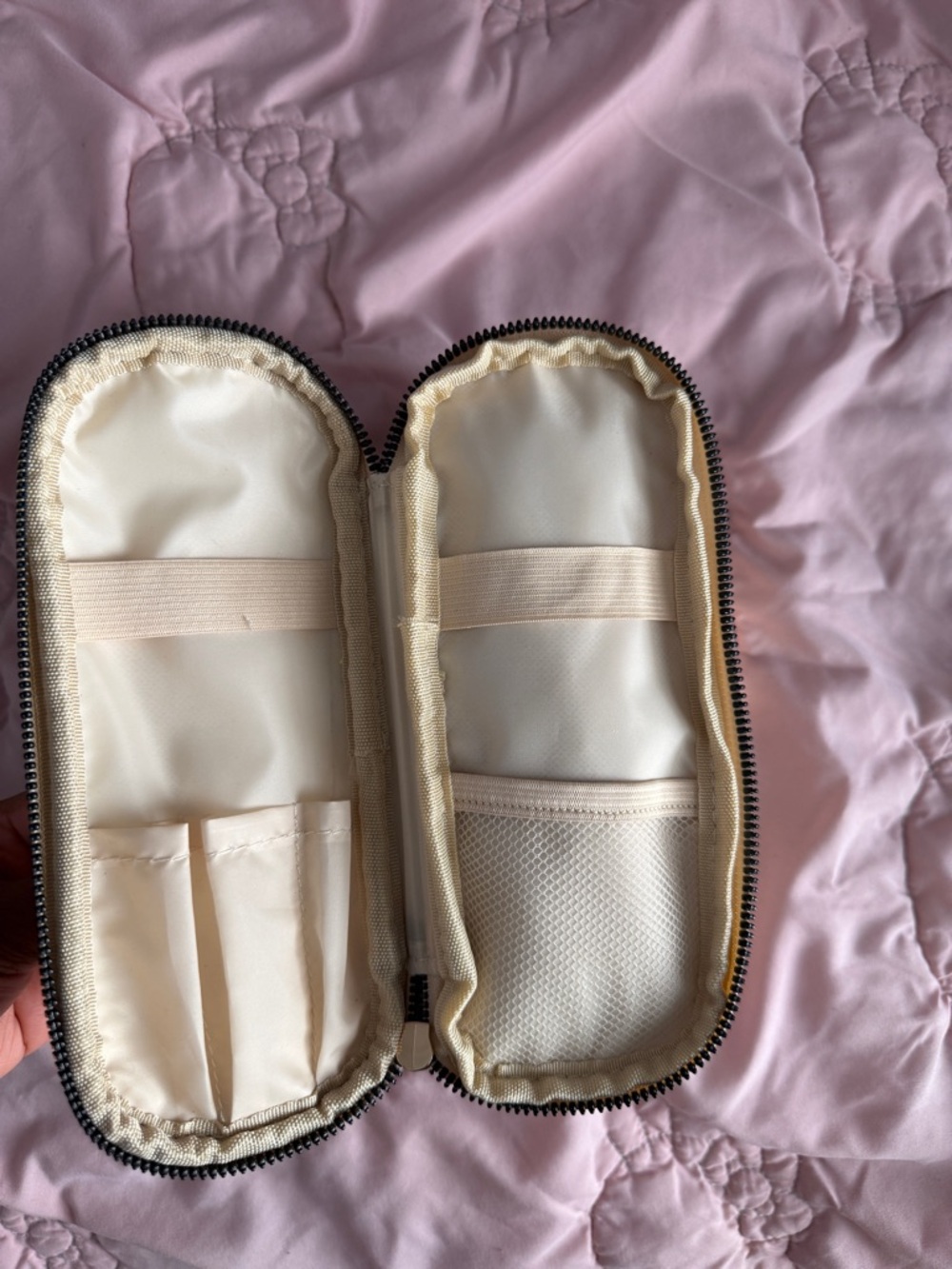 COSMETIC CASE - Picture 4 of 4